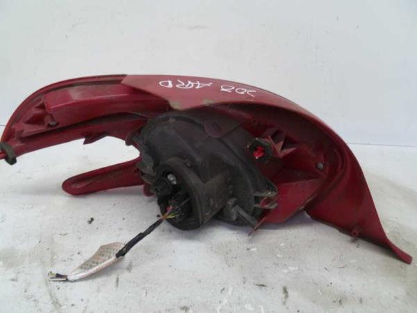 FEU ARRIERE DROIT PEUGEOT 208 3/2012-7/2015 - Vue 2